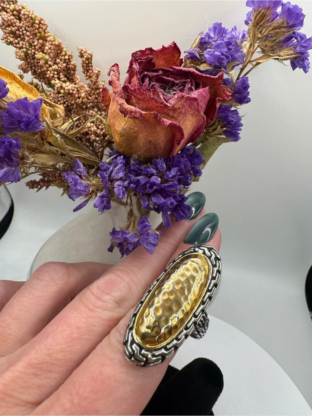 Two-Tone Hammered Oval Statement Ring with Byzantine Chain Pattern (Size 9)